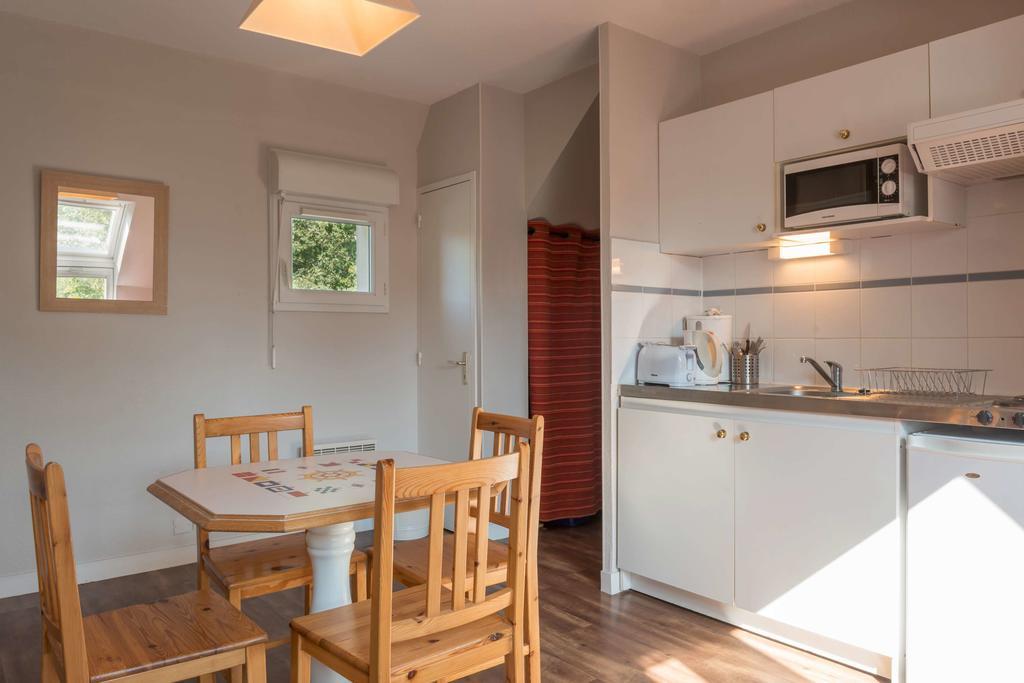 Appartements Les Ormes Epiniac Екстериор снимка